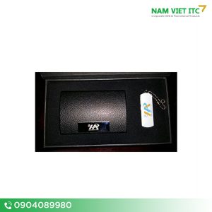 GSN-02-Bo-Giftset-bo-qua-tang-usb-but-hop-namecard-pin-sac