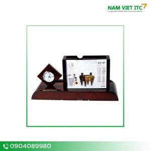 lịch gỗ để bàn cao cấp có đồng hồ