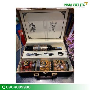 Hộp quà Tết rượu da - Hữu Nghị