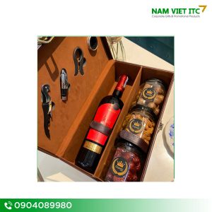 Hộp quà Tết sang trọng tặng người thân