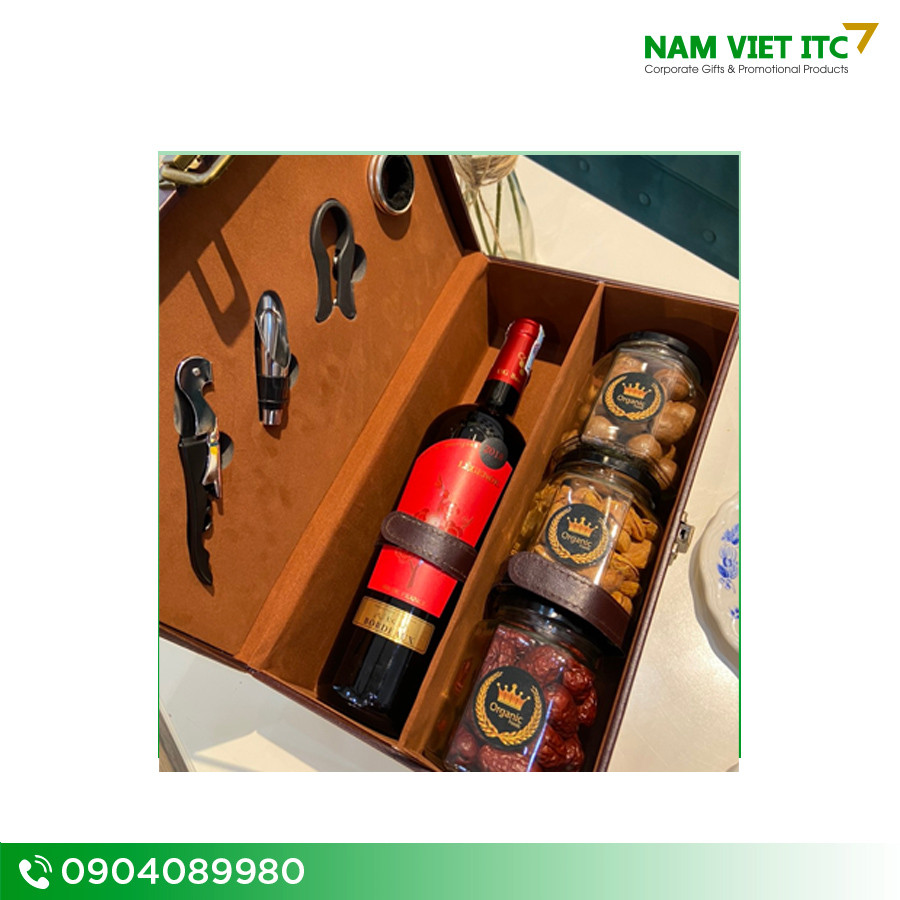 hop-qua-tet-sang-trong-tang-nguoi-than Hộp quà Tết sang trọng tặng người thân