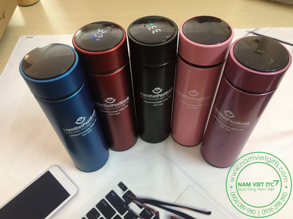 Bình giữ nhiệt in logo hiển thị nhiệt độ - quà tặng 8/3 Bình giữ nhiệt in logo hiển thị nhiệt độ - quà tặng 8/3